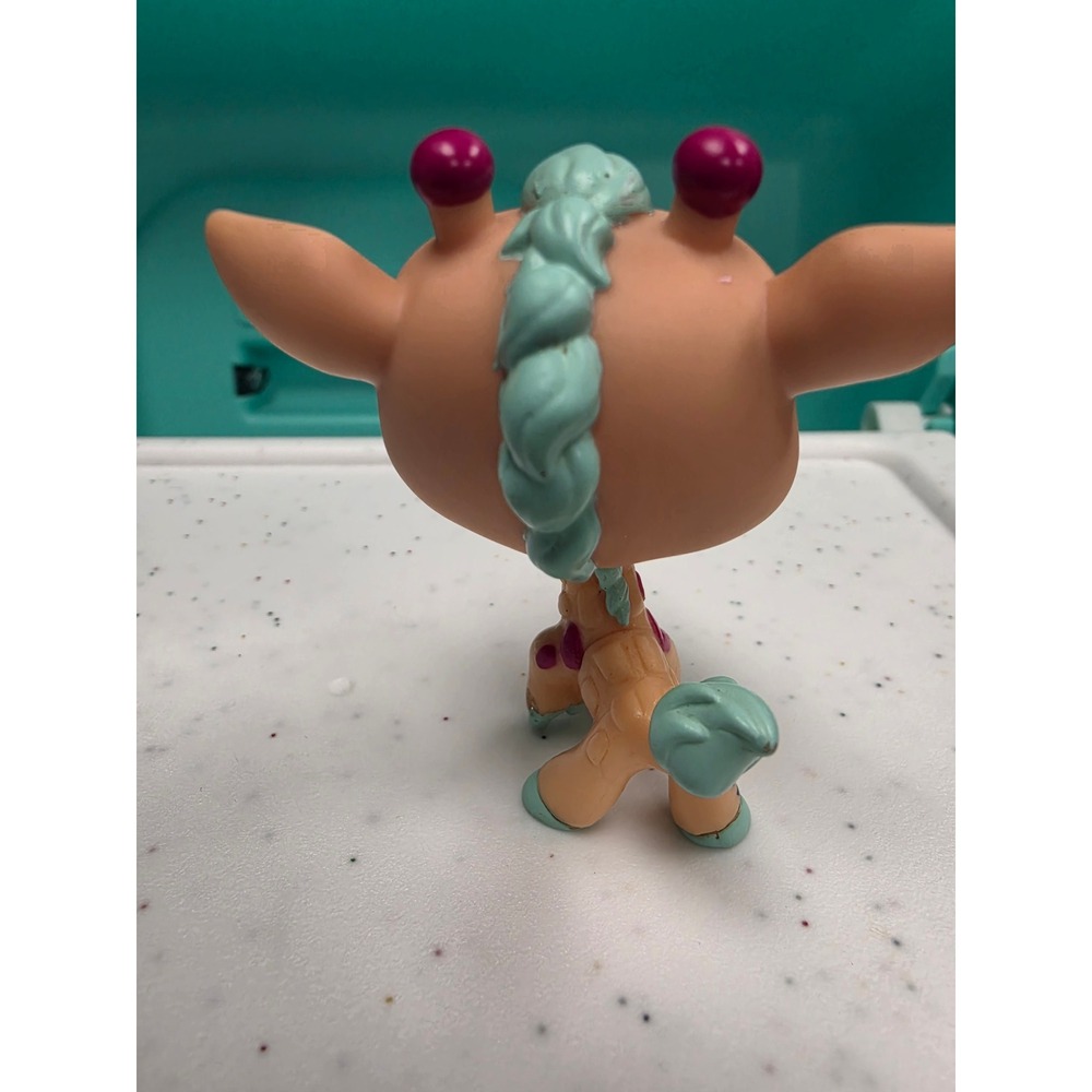 LPS Littlest Pet Shop Giraffe #2303 Teal and Pink Collectable Figure Pet - Picture 12 of 15